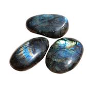Labradorite Gros galet pierre roulée (100 à 125 grammes)
