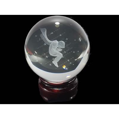 Boule Feng Shui en Cristal et Petit Prince (6 cm) avec socle