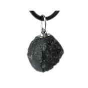 Tectite Noire ou Tektite Pendentif pierre brute