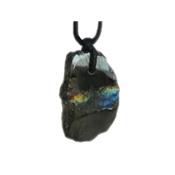 Pendentif de Labradorite pierre plate bord brut (3 à 4 cm)
