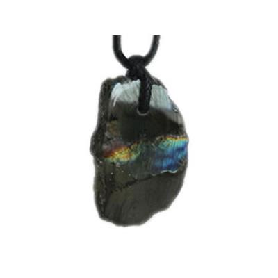Pendentif de Labradorite pierre plate bord brut (4,5 à 5 cm)