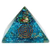 Pyramide en Orgonite Quartz Turquoise Fleur de Vie et pointe de Cristal de Roche