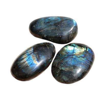 Labradorite Gros galet pierre roulée (125 à 150 grammes)