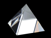 Lithothérapie Duo Pyramides Oeil de Tigre (5 cm) et Cristal (3,5 cm)