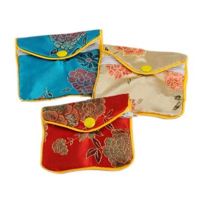 Pochette en Tissu Décoré avec Zip 9 x 7,5 cm 